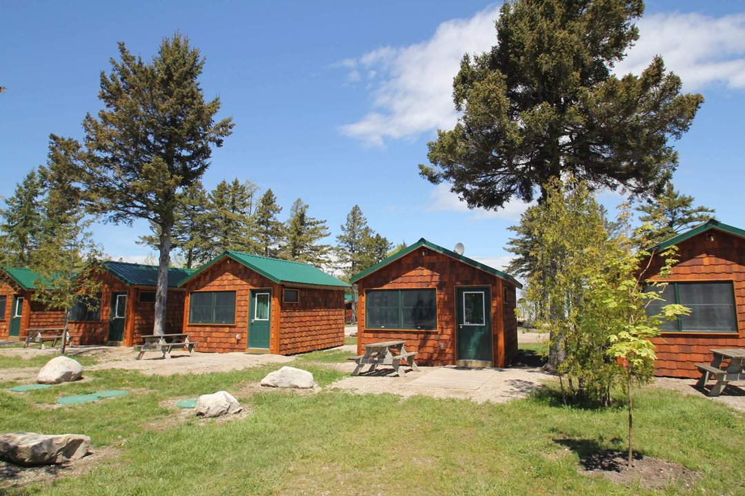 Exterior view (angle 1) of a four person cabin at Mackinac Lakefront Cabin Rentals in Mackinaw City, MI. © 2017 Frank Rogala.